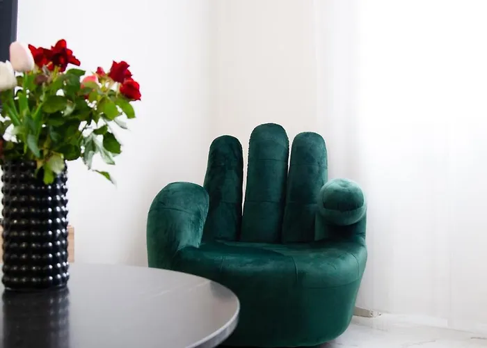 Nuova Arte - Dal Di Allo Stadio קומו