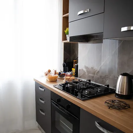 Nuova Arte - Dal Di Allo Stadio Apartman Como