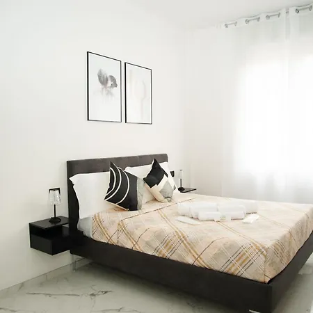 Nuova Arte - Dal Di Allo Stadio Como